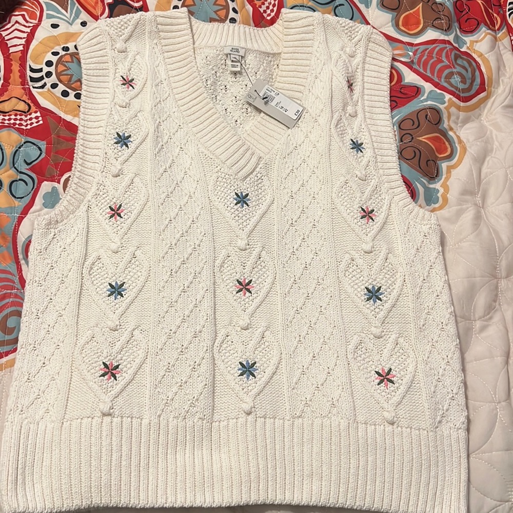 Brand new River Island sweater vest